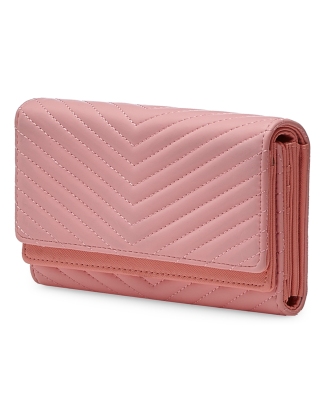 pink wallet styletag